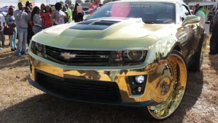 crazy-camaro-zl1-king-all-gold-on-30-inch-wheels-video-52371-7