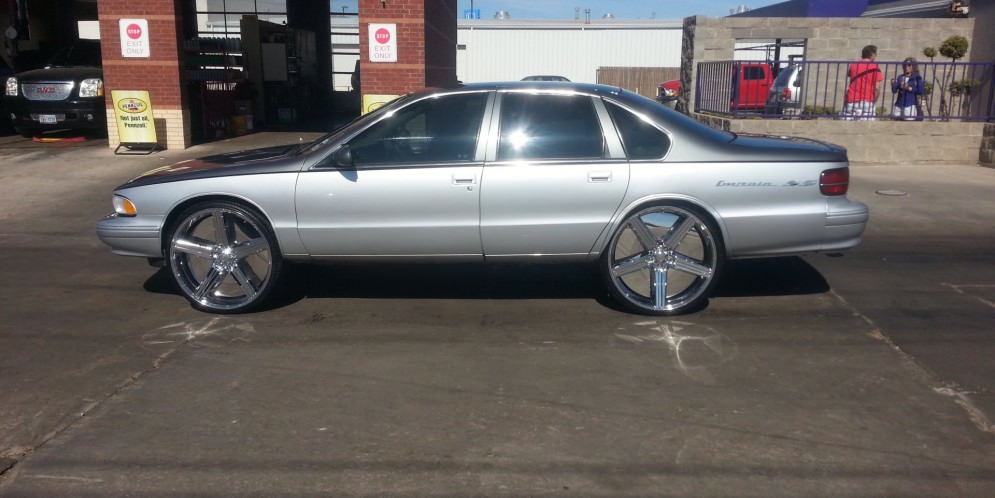 Chevy Impala on 26's - Big Rims - Custom Wheels