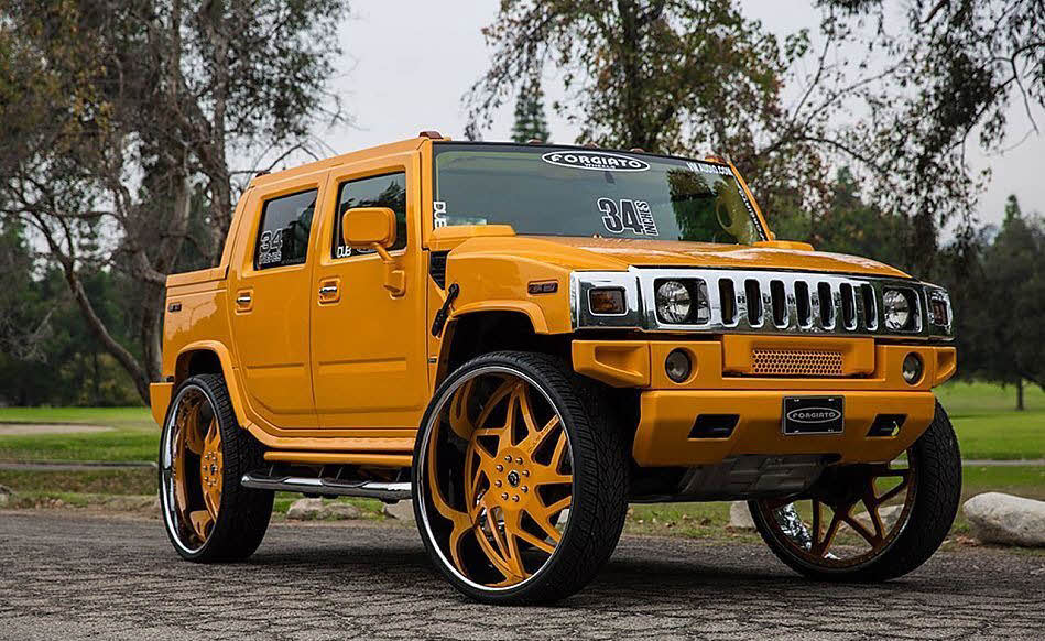 The-cool-Hummer-H2-with-34-inches-Forgiato-Wheels-1