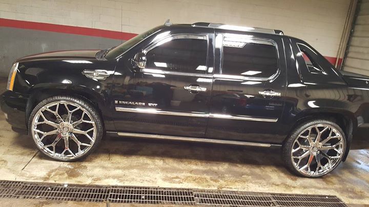 07 Cadillac Escalade Ext 22 900 South Bend In Big