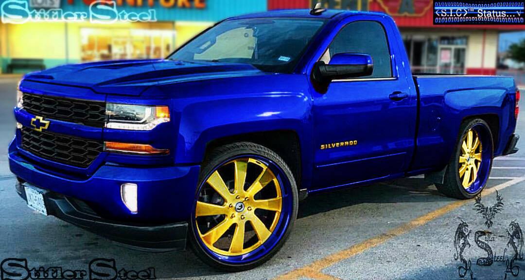 Chevrolet Silverado blue with big rims - Big Rims - Custom Wheels